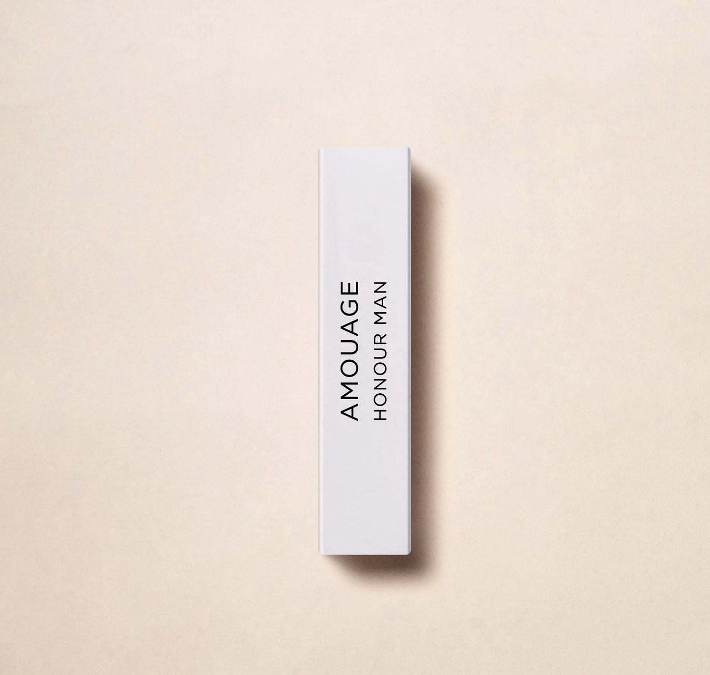 חווה את היוקרה של בית הבושם Amouage עם דגימת הבושם הרשמית של Honor Man 2 מ"ל 0.06 אונקיות. לטבול את עצמך בניחוח המתוחכם של המותג הנודע הזה. מושלם עבור טאצ'-אפים תוך כדי תנועה או כדגימה מהניחוחות המוערכים של Amouage.