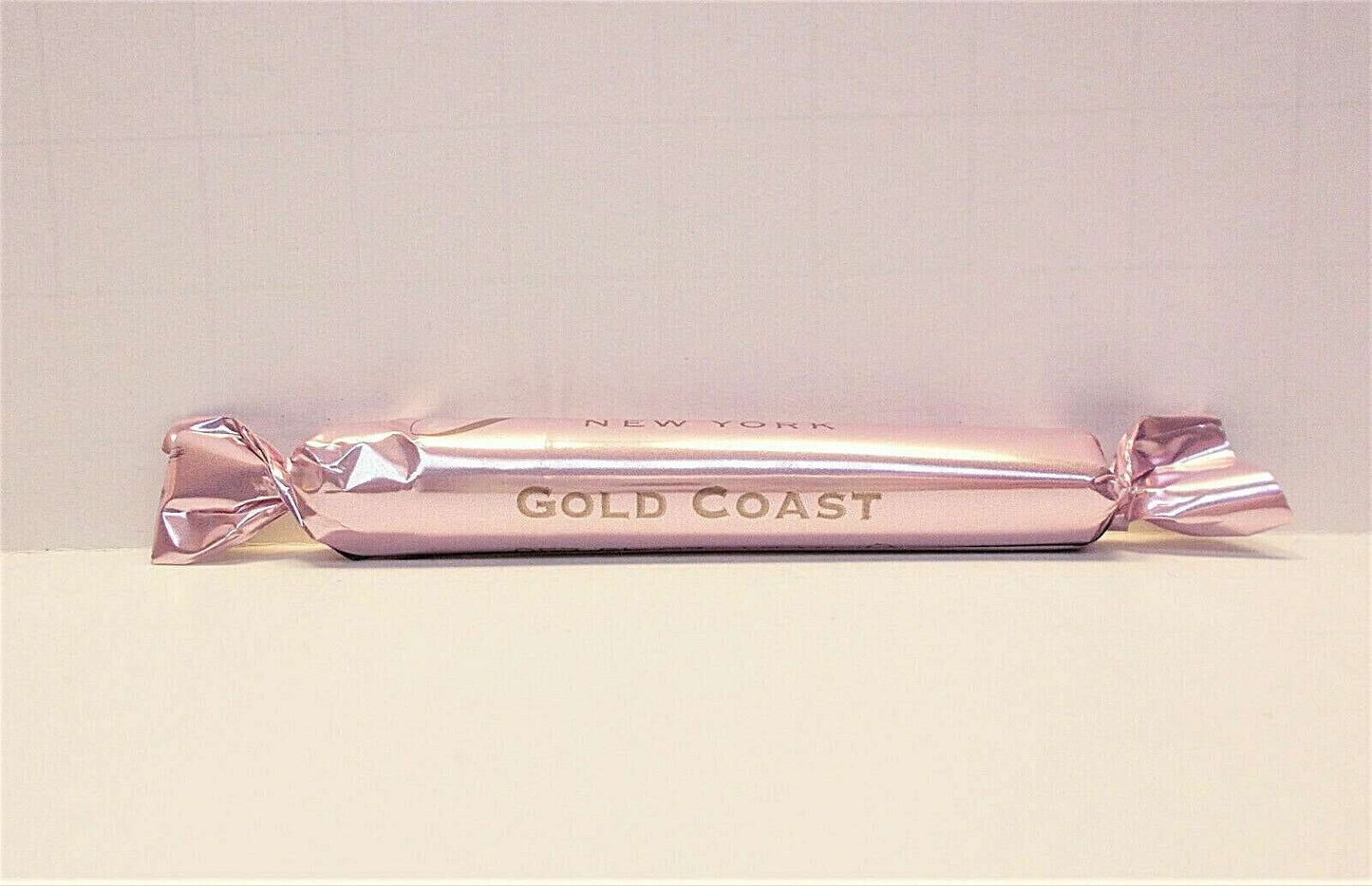 איגרת חוב מס' 9 Gold Coast 1.7 ML 0.06 fl. עוז. officiellt parfymprov, Bond No. 9 Gold Coast 1.7 ML 0.06 fl. עוז. officiel parfumeprøve, Bond No. 9 Gold Coast 1.7 ML 0.06 fl. עוז. officieel parfumstalen, Bond No. 9 Gold Coast 1.7 ML 0.06 fl. עוז. דוג