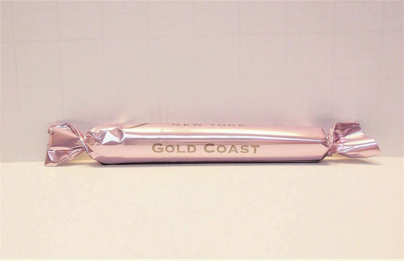 איגרת חוב מס' 9 Gold Coast 1.7 ML 0.06 fl. עוז. officiellt parfymprov, Bond No. 9 Gold Coast 1.7 ML 0.06 fl. עוז. officiel parfumeprøve, Bond No. 9 Gold Coast 1.7 ML 0.06 fl. עוז. officieel parfumstalen, Bond No. 9 Gold Coast 1.7 ML 0.06 fl. עוז. דוג