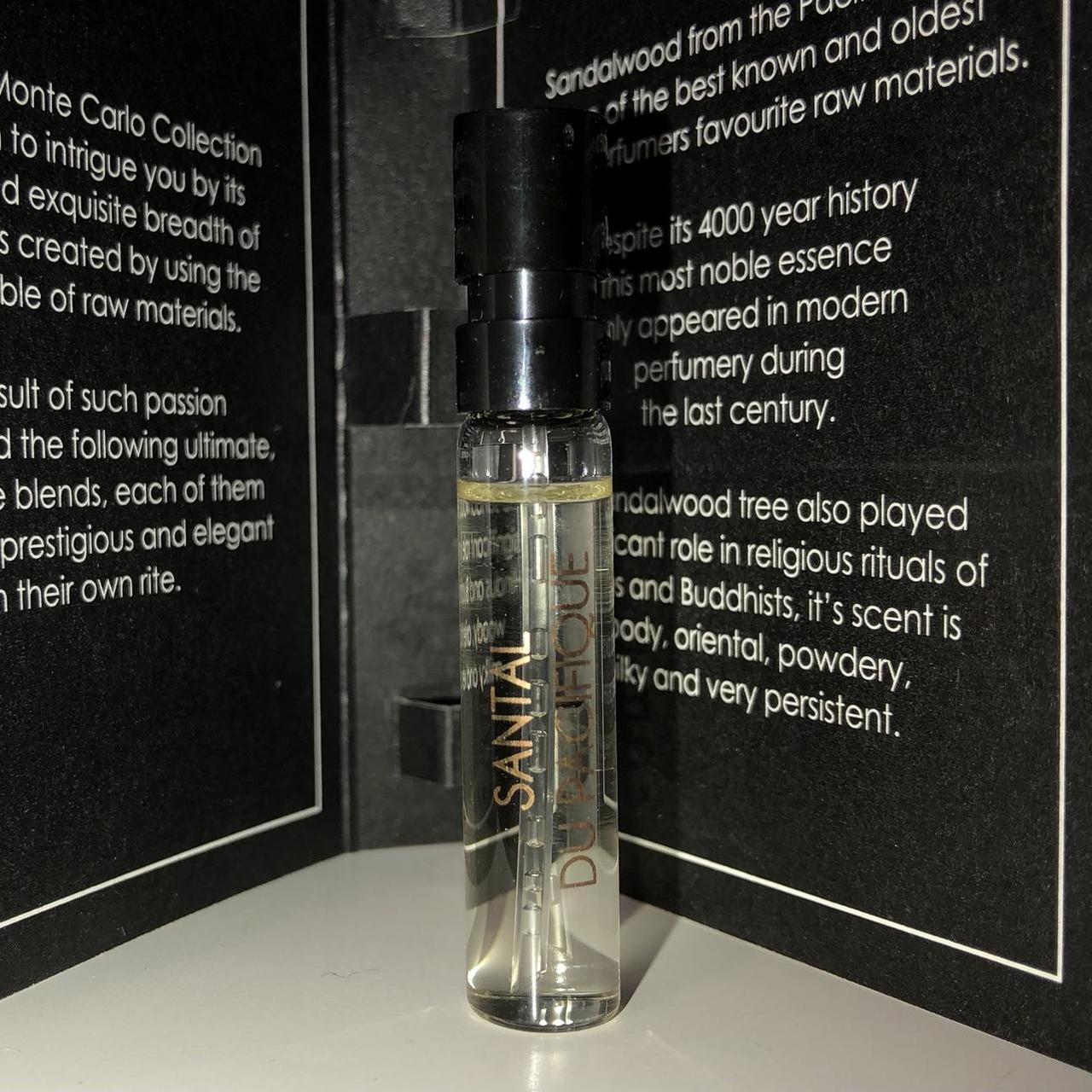 פריס מונטה קרלו סנטל דו פסיפיק 2.0 מ"ל officiel parfumeprøve, פריס מונטה קרלו סנטל דו פאסיפיק 2.0 מ"ל официална парфюмна проба, פריס מונטה קרלו סנטל דו פסיפיק 2.0 מ"ל hivatalos parfüm minta, Perris Monte Carlo Santal du Pacifique, Perris Monte Carlo 