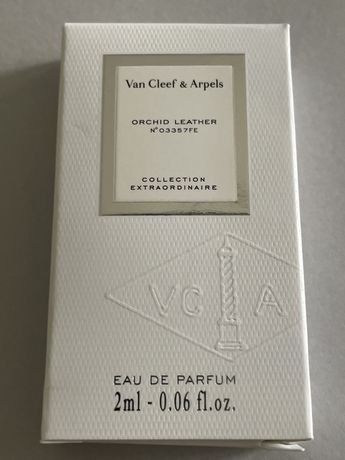 Van Cleef & Arpels Orchid Leather 2ml offizielle Parfümprobe, Van Cleef & Arpels Orchid Leather 2ml officiellt parfymprov, Van Cleef & Arpels Orchid Leather 2ml officiel parfumeprøve, Van Cleef & Arpels Orchid Leather 2ml officieel Cleef & Arpels Per