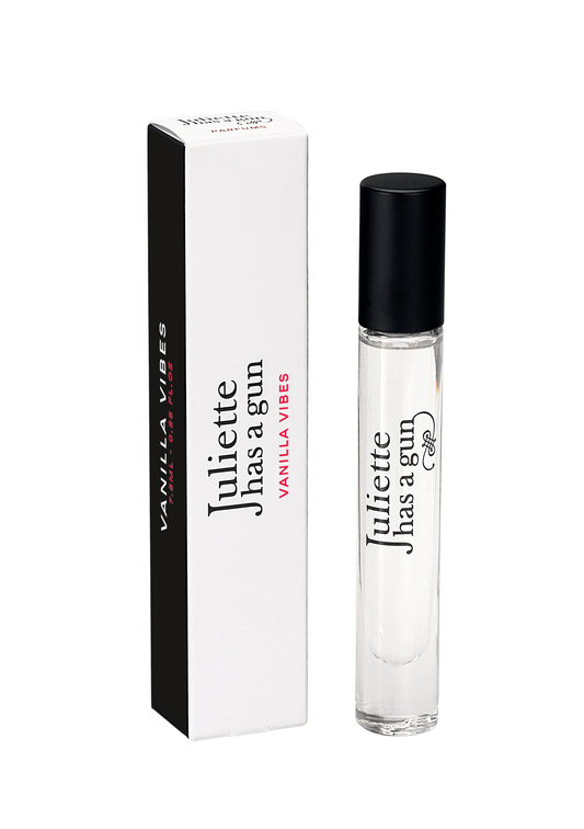 Juliette Has a Gun Vanilla Vibes 4ml 0.135 fl. עוז. דגימת בושם רשמית, Juliette Has a Gun Vanilla Vibes 4ml 0.135 fl. עוז. 液量オンス公式香水サンプル, Juliette Has a Gun Vanilla Vibes 4ml 0.135 fl. עוז. официална парфюмна проба, ג'ולייטה יש אקדח וניל ויבס 4 מ"ל 0.